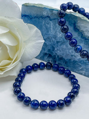 LAPIS LAZULI.  (Throat Chakra)